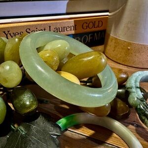 Xiuyan Jade Green Bangle